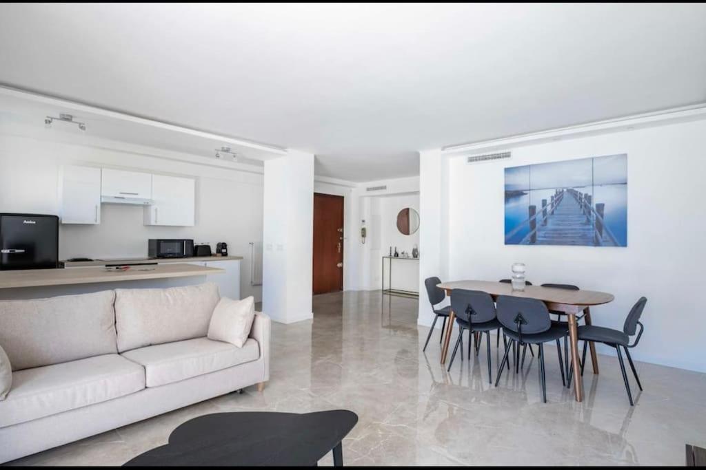 Appartement Centre Cannes Avec Parking Prive Gratuit Sur Place Bagian luar foto