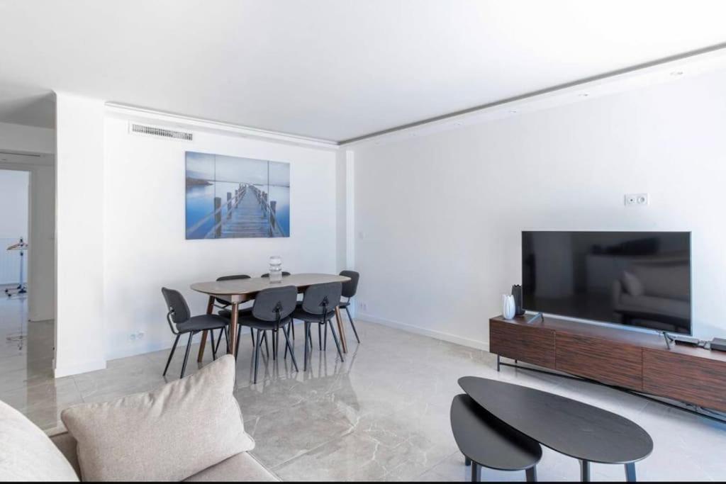 Appartement Centre Cannes Avec Parking Prive Gratuit Sur Place Bagian luar foto
